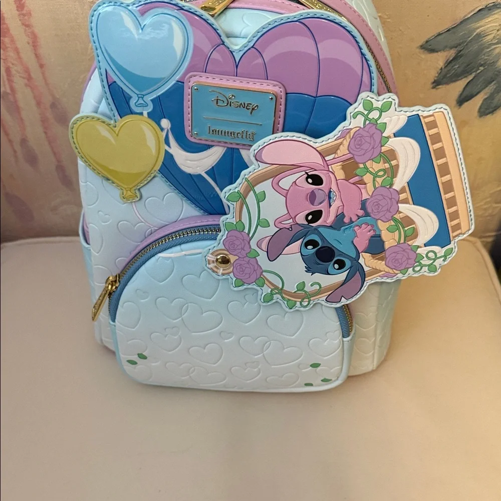 Loungefly Disney Box Lunch Exc Lilo & Stitch- Angel & Stitch Balloon backpack